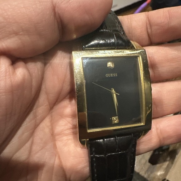 Guess Accessories - Working Vtg GUESS Mens Gold‎ ToneRectangle Oversize Black watch 37mm Fit 8.5in